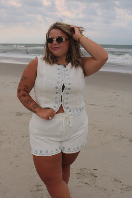 Seashell Linen Shorts